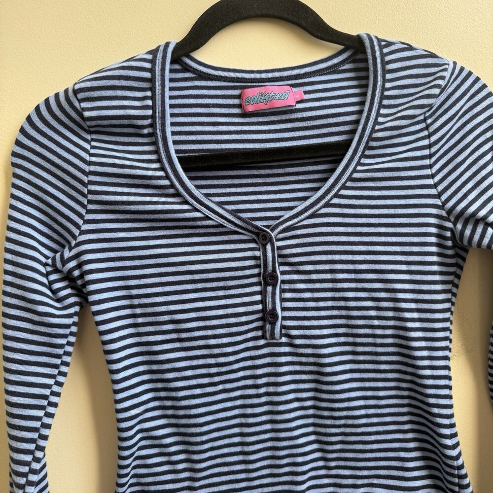Edikted Women’s Navy Blue Striped Long Sleeve Cropped Henley Top Size S